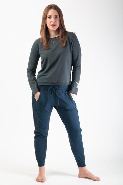 Pia Star top - Dark grey