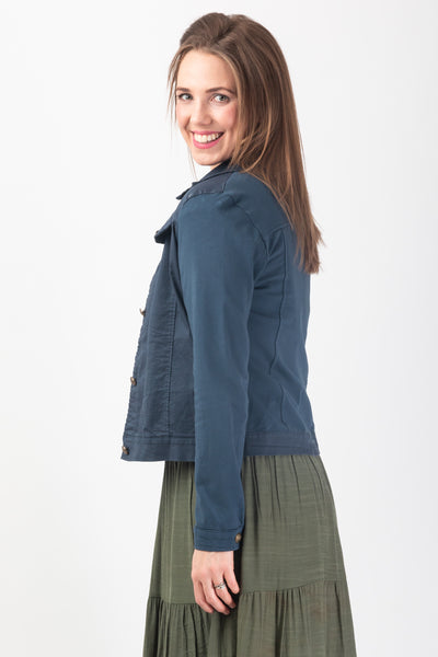 Short jacket with jersey sleeve