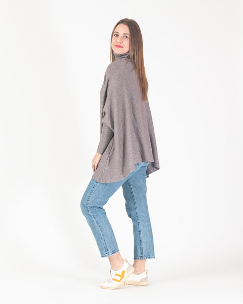 Pepper Poncho knit- Biscuit